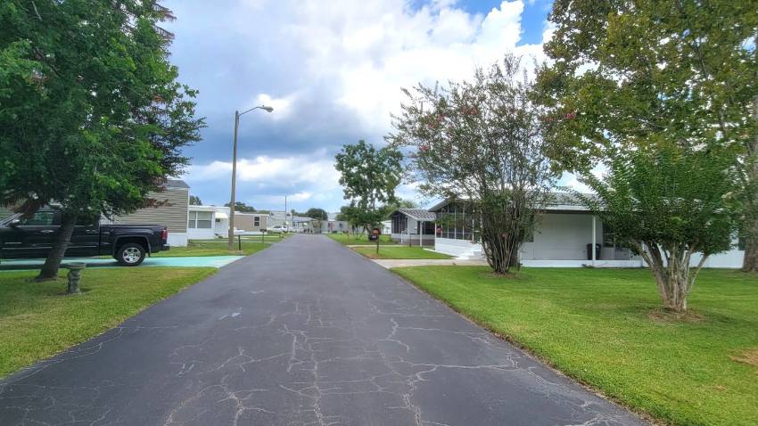 134 Baywood Dr. a Dundee, FL Mobile or Manufactured Home for Sale
